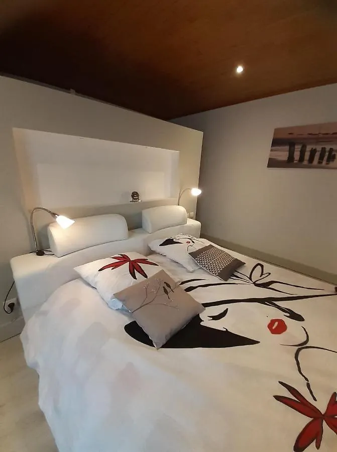 La Douce Parenthese B&B Entre Bois Et Champs 3 Chambres-Accueil Motards Montirat  France