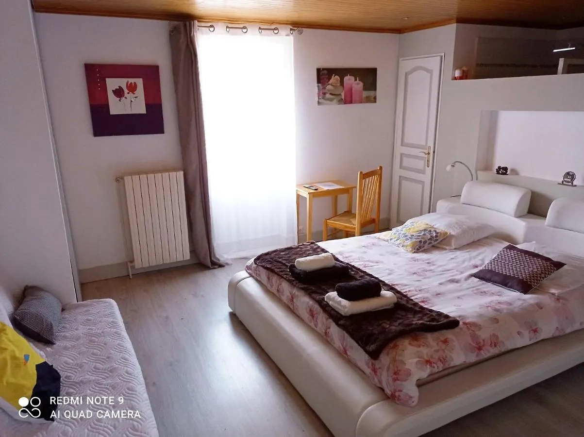 La Douce Parenthese B&B Entre Bois Et Champs 3 Chambres-Accueil Motards Montirat  Bed & Breakfast Montirat (Tarn)